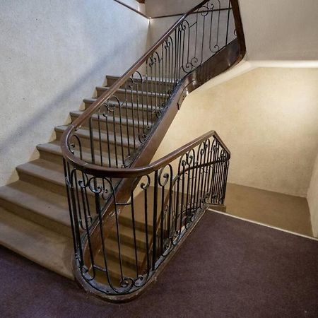 La Veilleuse - Appartement Au Coeur Du Centre Ville Limoges Esterno foto